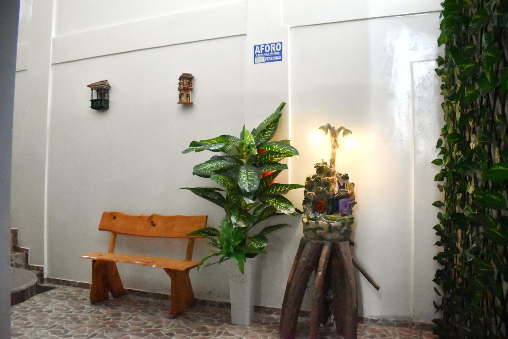 Suzet House Casa de hóspedes Oxapampa Exterior foto
